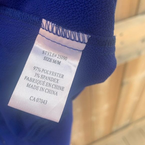 Paraphrase Blue Sleeveless Blouse Size Medium - Picture 3 of 4